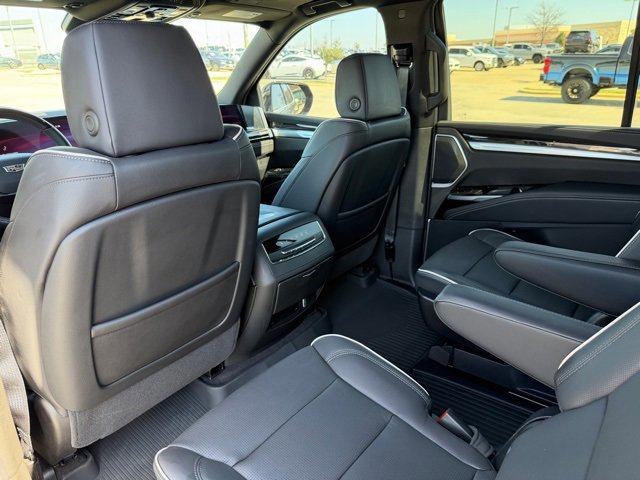 Used 2026 Cadillac Escalade Luxury w/ LPO, Floor Liner Package image 24