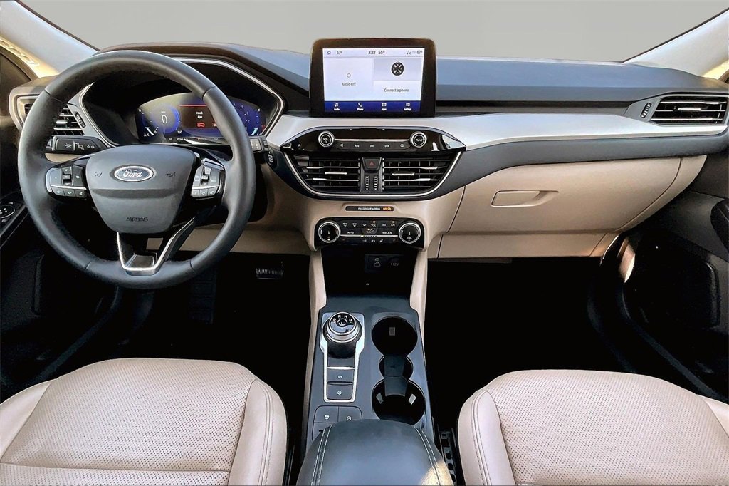 Certified 2022 Ford Escape SEL w/ Technology Package image 16