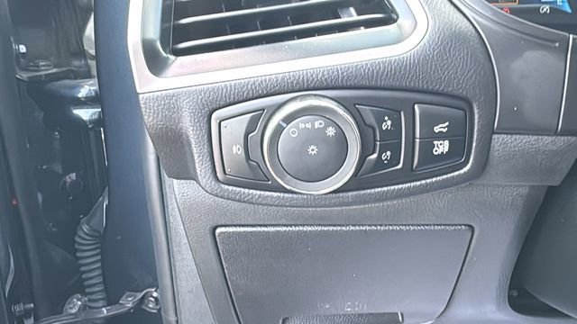 Certified 2024 Ford Edge SEL w/ Convenience Package image 17