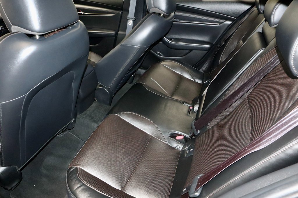 Used 2022 MAZDA MAZDA3 s image 22