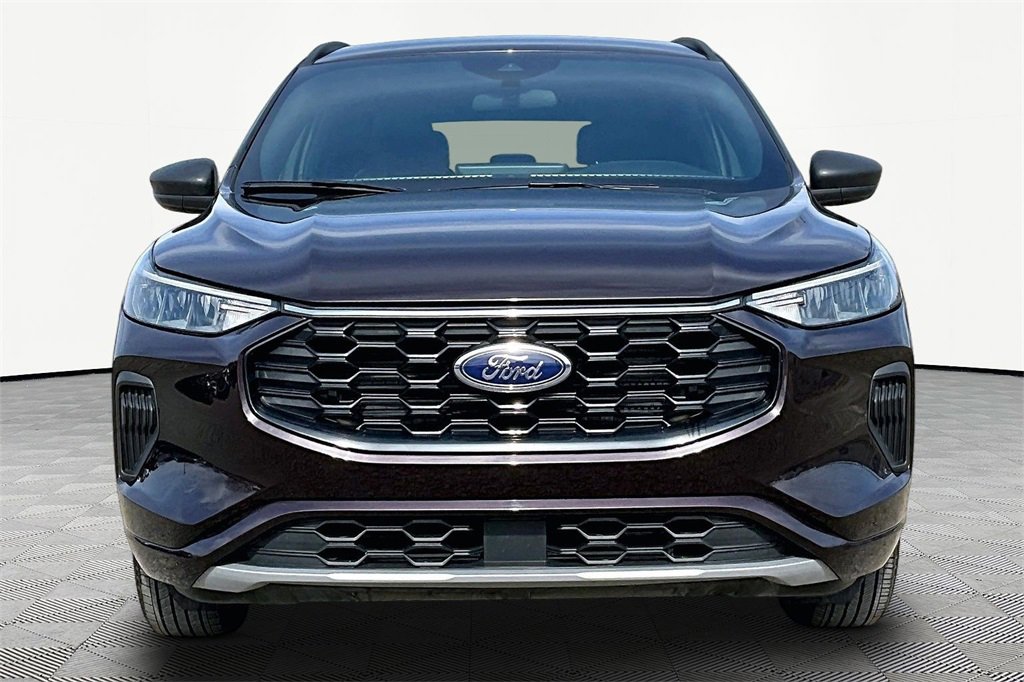 Certified 2023 Ford Escape ST-Line w/ Tech Pack #1 image 3