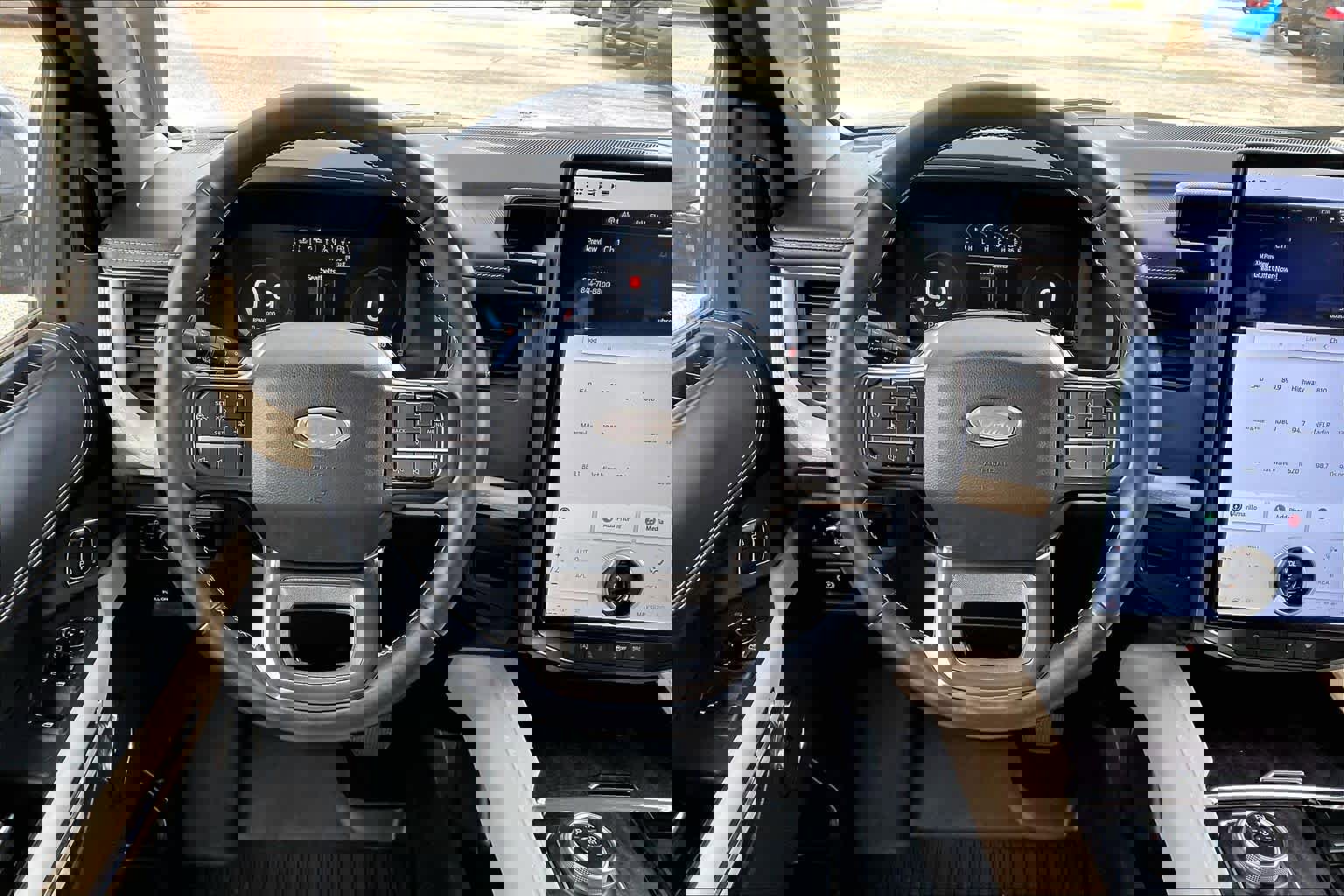 Certified 2023 Ford Expedition Platinum image 7