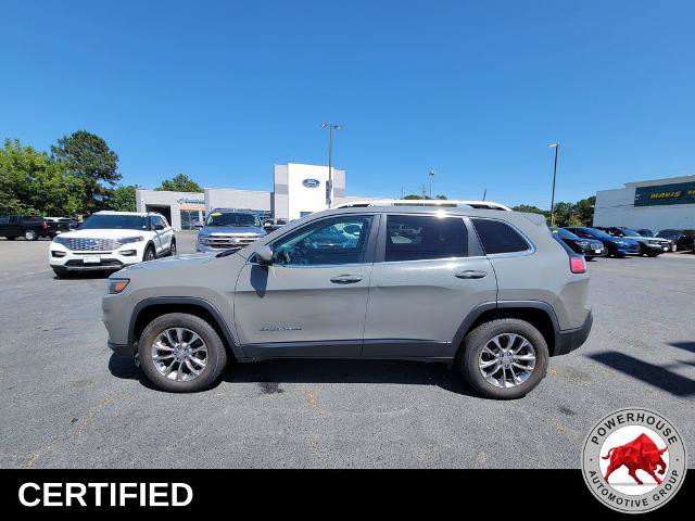 Used 2020 Jeep Cherokee Latitude Plus w/ Cold Weather Group AWD/4WD image 3