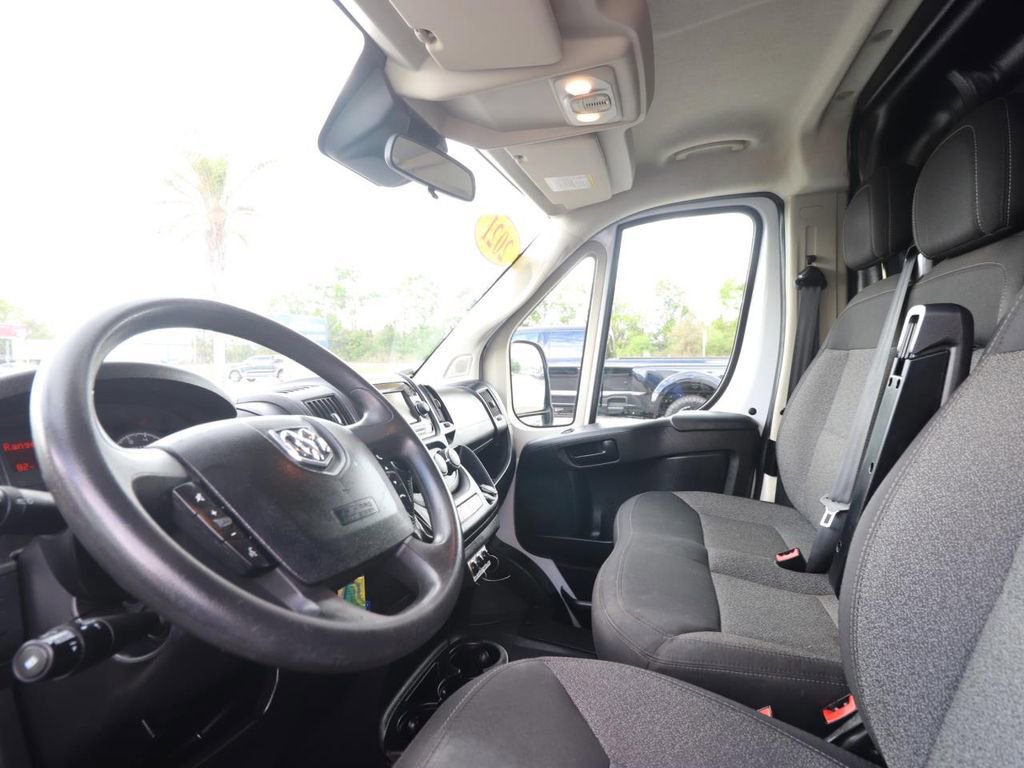 Used 2021 RAM ProMaster 2500 w/ Convenience Group image 12