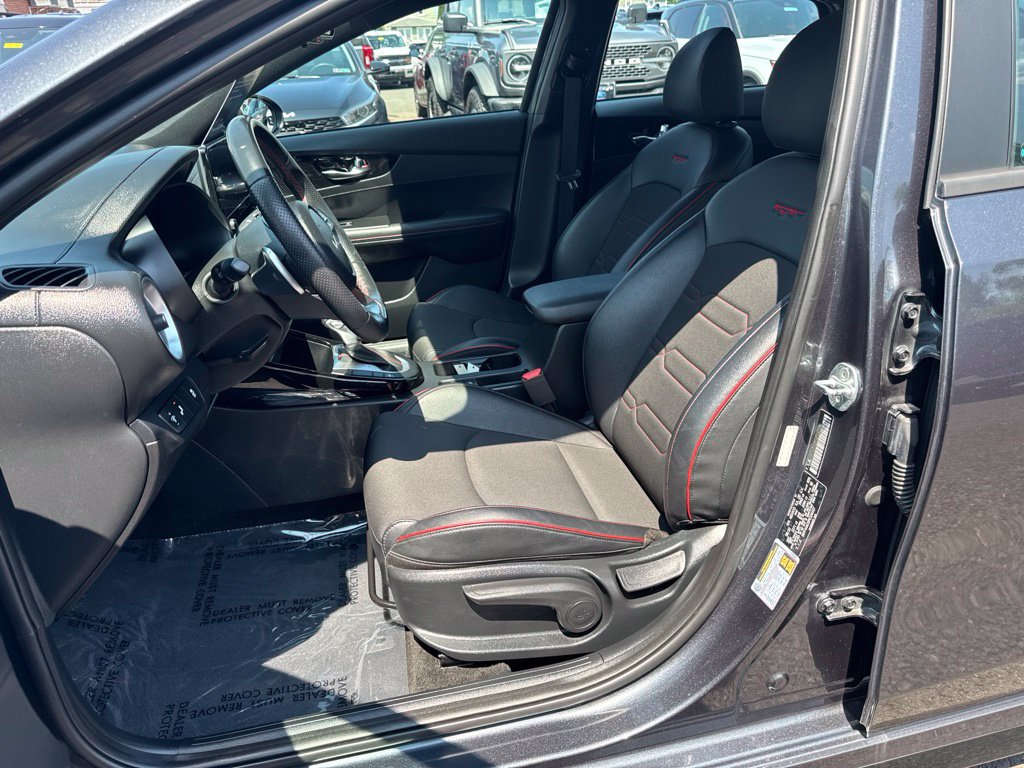 Used 2023 Kia Forte GT FWD image 11