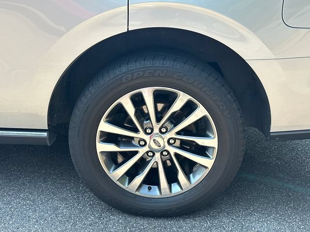 Certified 2018 Ford Expedition Limited w/ Equipment Group 301A AWD/4WD image 20