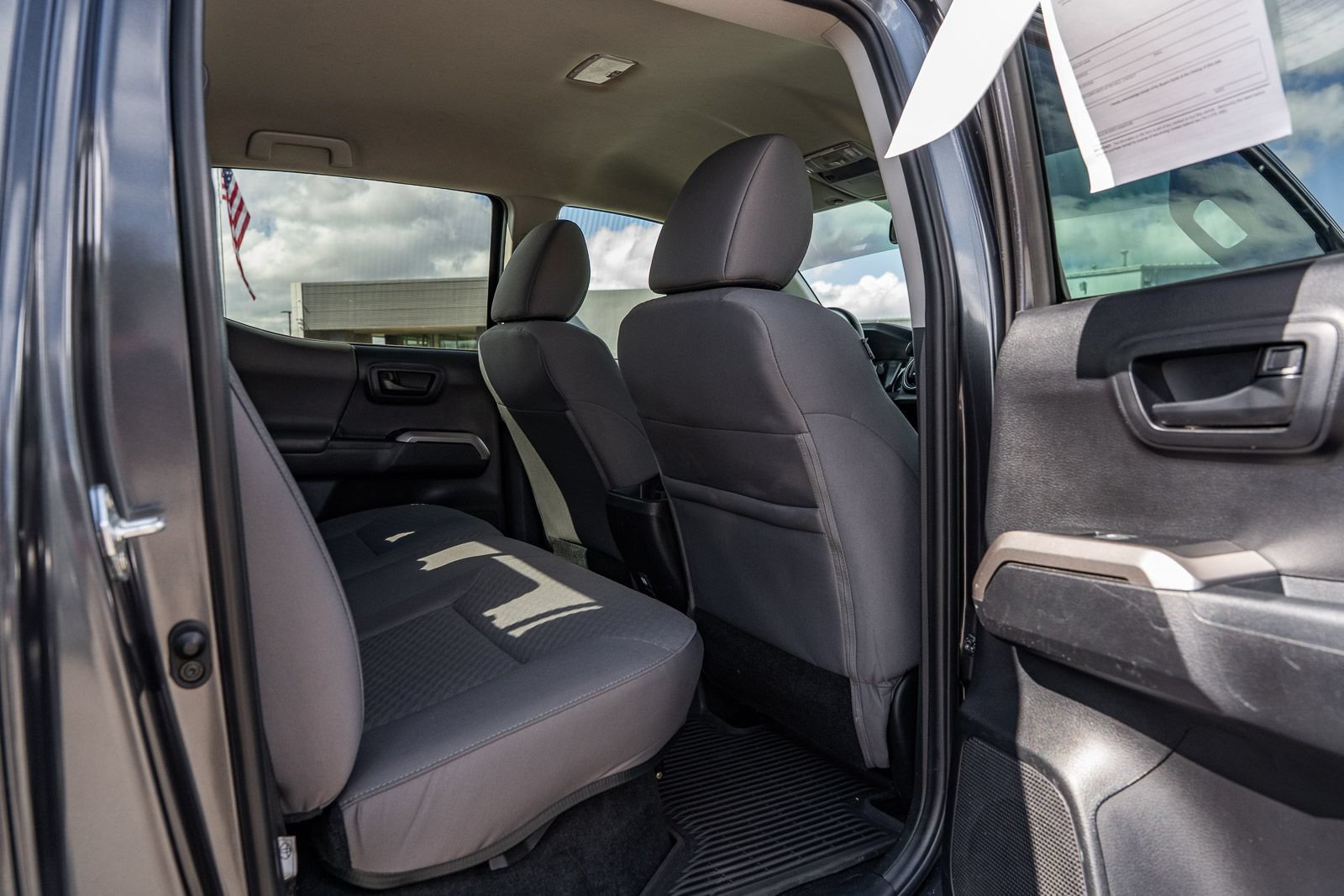 Used 2023 Toyota Tacoma SR5 RWD image 13