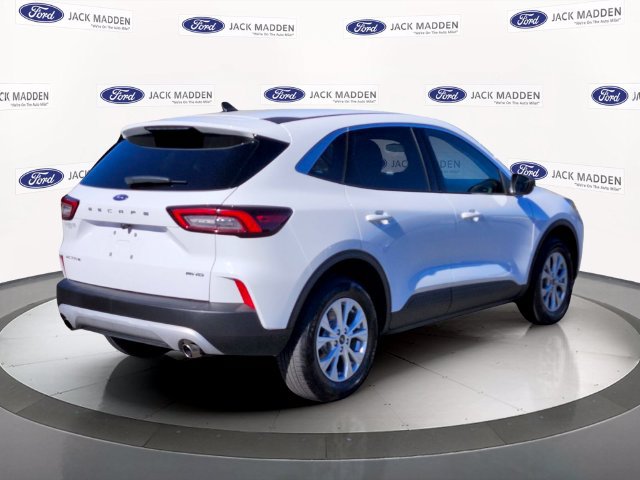 Certified 2024 Ford Escape Active AWD/4WD image 5