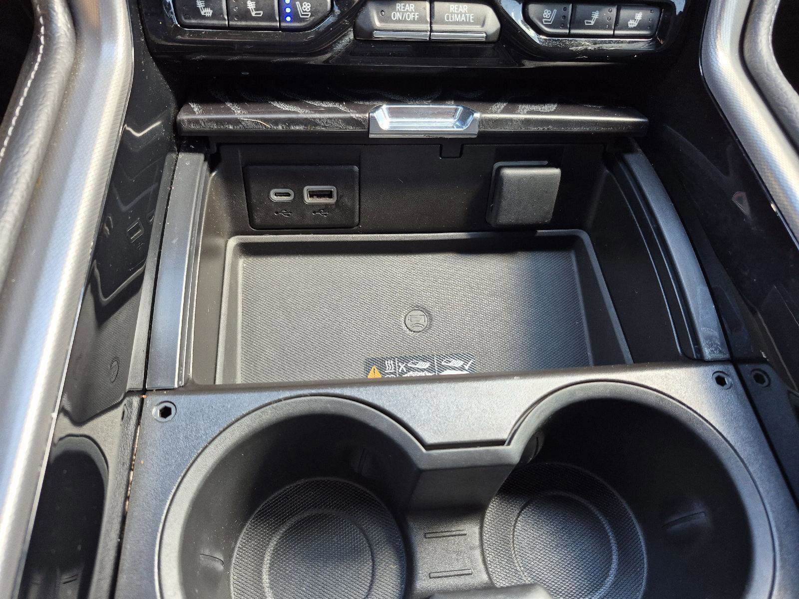 Used 2023 GMC Yukon Denali w/ LPO, Floor Liner Package image 17