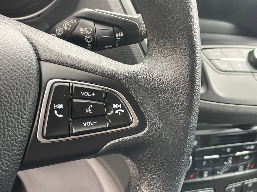 Certified 2018 Ford Escape SE w/ SE Sync 3 Package AWD/4WD image 24