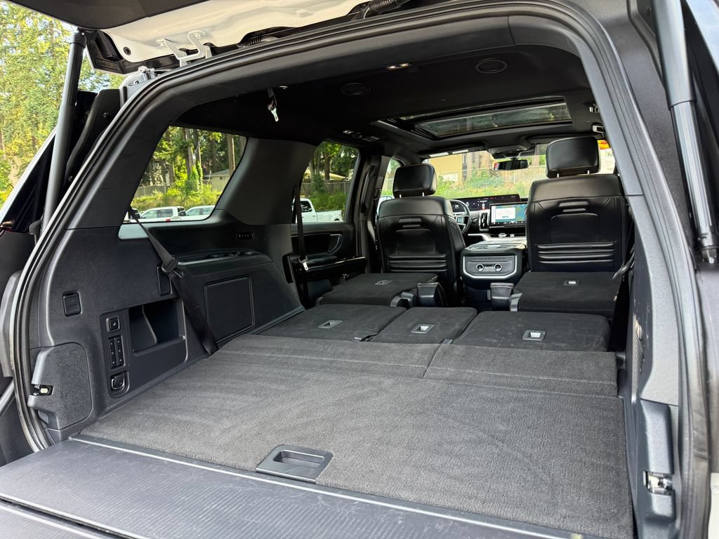 Certified 2025 Ford Expedition Tremor AWD/4WD image 37