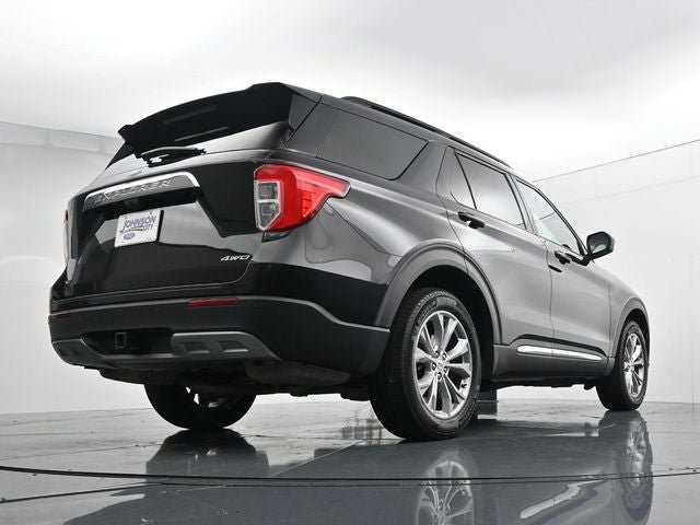 Certified 2023 Ford Explorer XLT w/ Equipment Group 202A AWD/4WD image 35