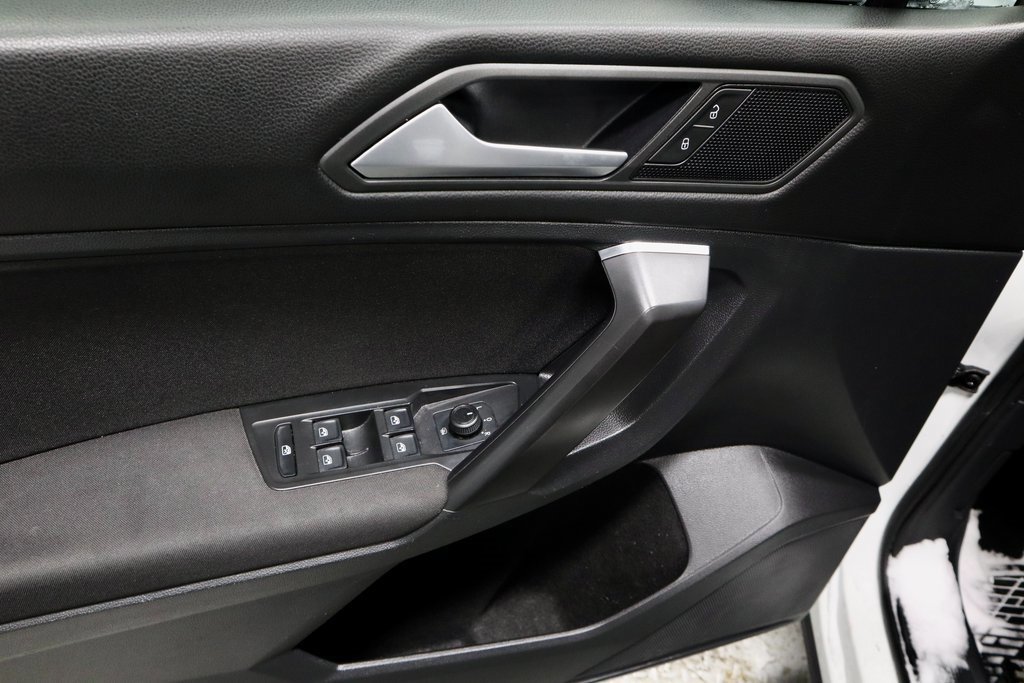Used 2021 Volkswagen Tiguan S image 22