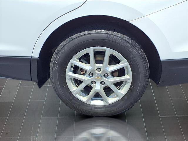 Used 2023 Chevrolet Equinox LT AWD/4WD image 16