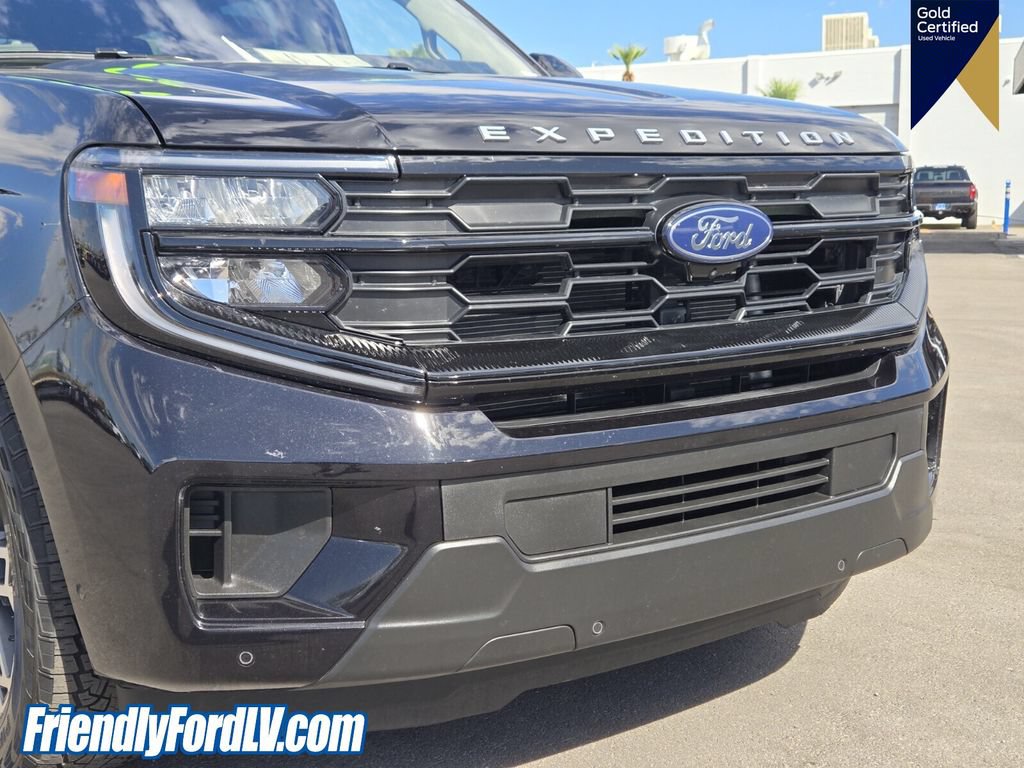Certified 2025 Ford Expedition Active AWD/4WD image 8