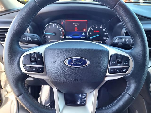 Certified 2022 Ford Explorer XLT w/ Equipment Group 202A image 25