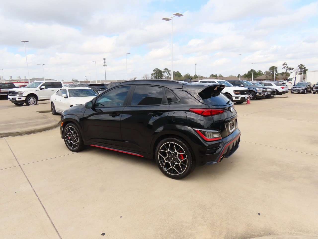 Used 2023 Hyundai Kona N image 4