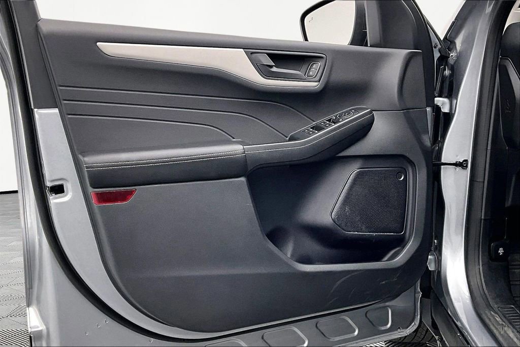 Certified 2022 Ford Escape SE w/ Convenience Package image 23