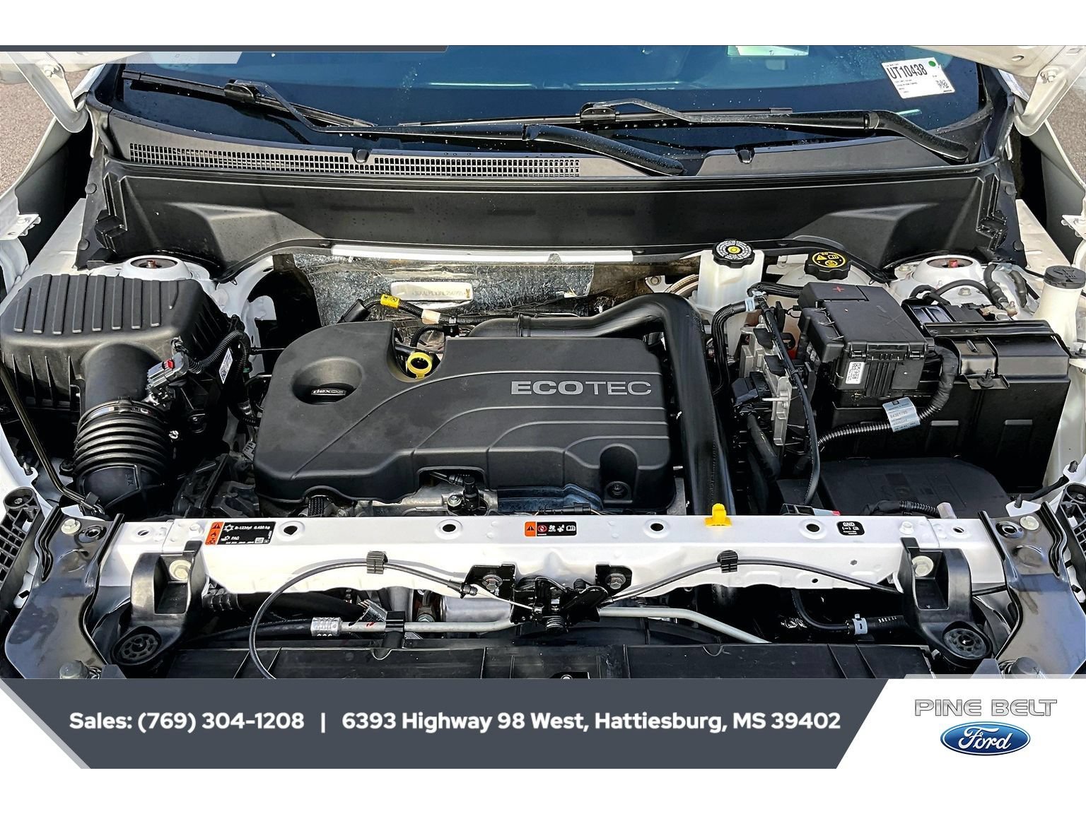 Used 2022 GMC Terrain SLT w/ Tech Package FWD image 8