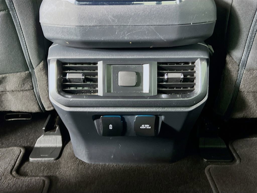 Certified 2022 Ford F150 XLT w/ Equipment Group 302A High image 30