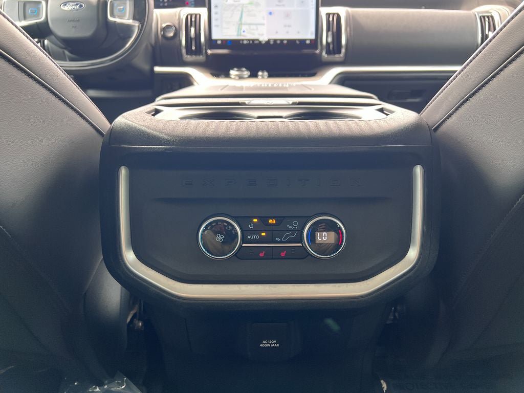 Certified 2025 Ford Expedition Platinum AWD/4WD image 35