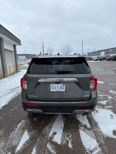 Certified 2023 Ford Explorer Limited w/ Equipment Group 301A image 3