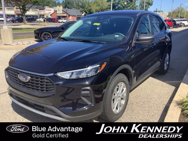 Certified 2025 Ford Escape Active AWD/4WD image 6