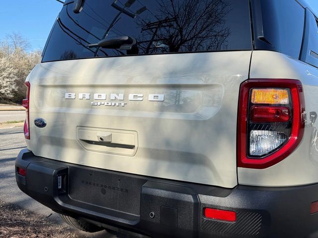 Certified 2025 Ford Bronco Sport Outer Banks w/ Outer Banks Tech Package+ AWD/4WD image 38