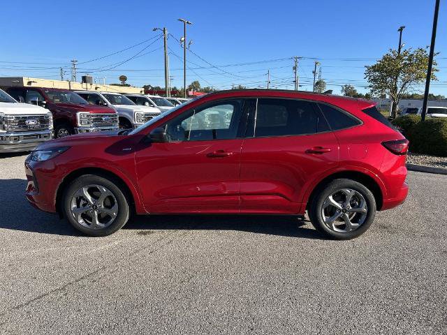 Certified 2024 Ford Escape ST-Line w/ Tech Pack #1 AWD/4WD image 6