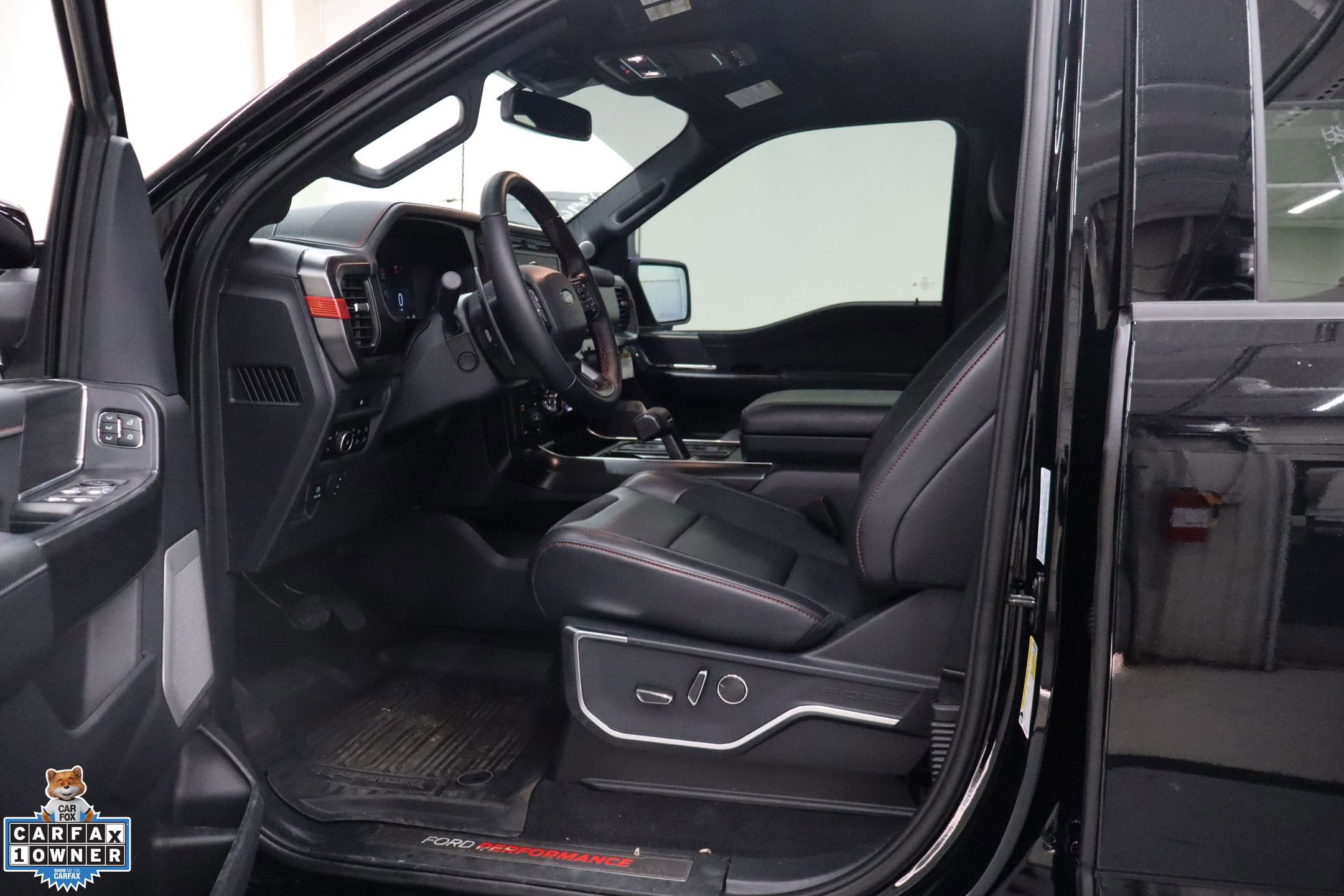 Certified 2025 Ford F150 Raptor AWD/4WD image 25