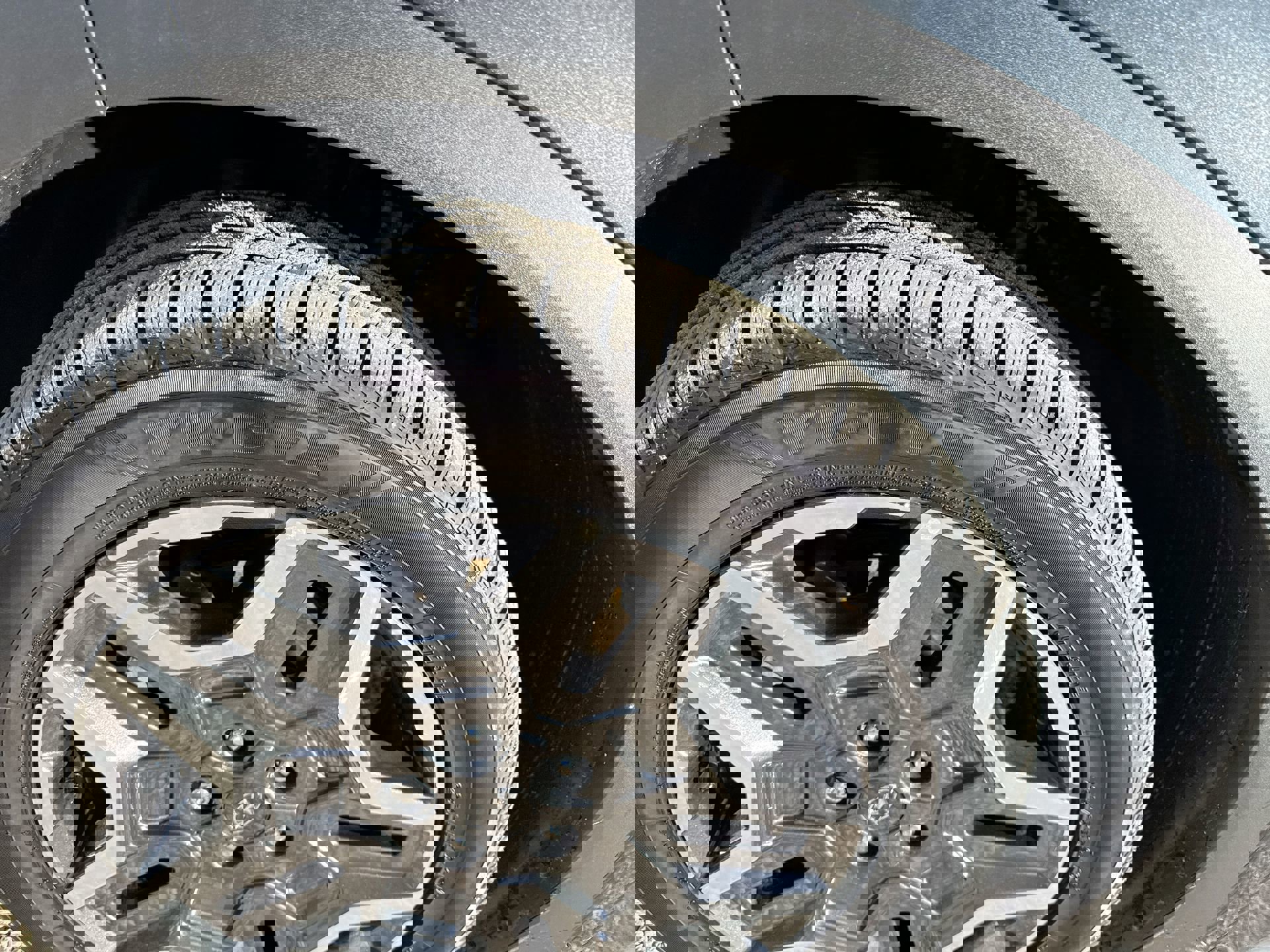 Used 2023 Hyundai Santa Fe Limited image 39