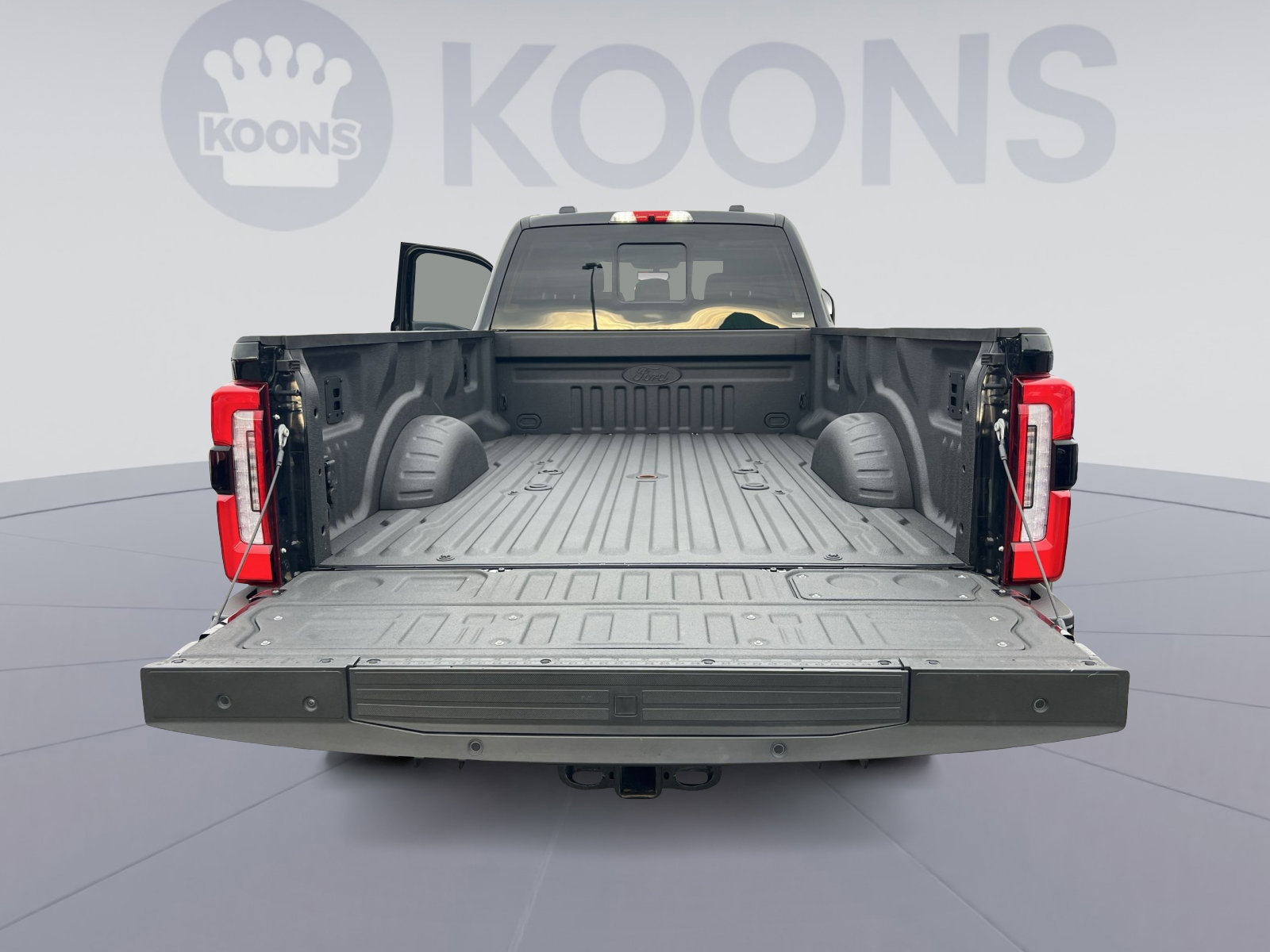 Certified 2024 Ford F350 Limited w/ FX4 Off-Road Package image 26