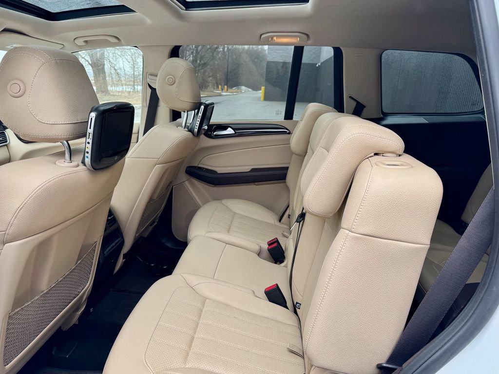 Used 2018 Mercedes-Benz GLS 450 4MATIC image 12