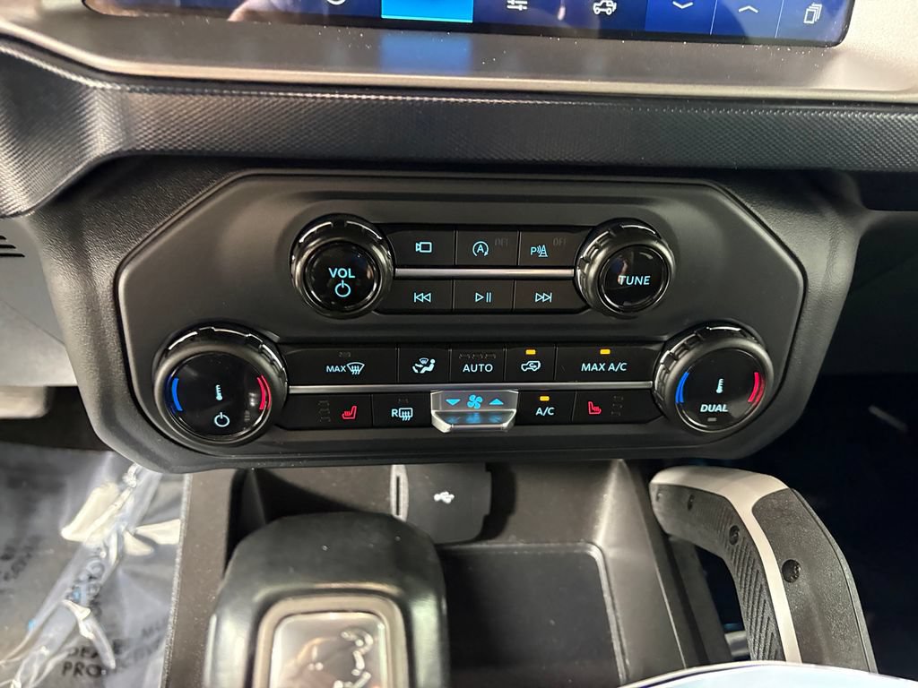 Certified 2022 Ford Bronco Outer Banks AWD/4WD image 18