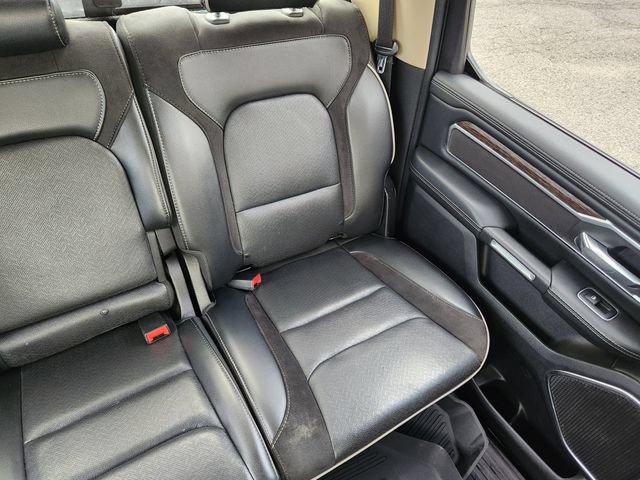 Used 2019 RAM 1500 Laramie AWD/4WD image 17