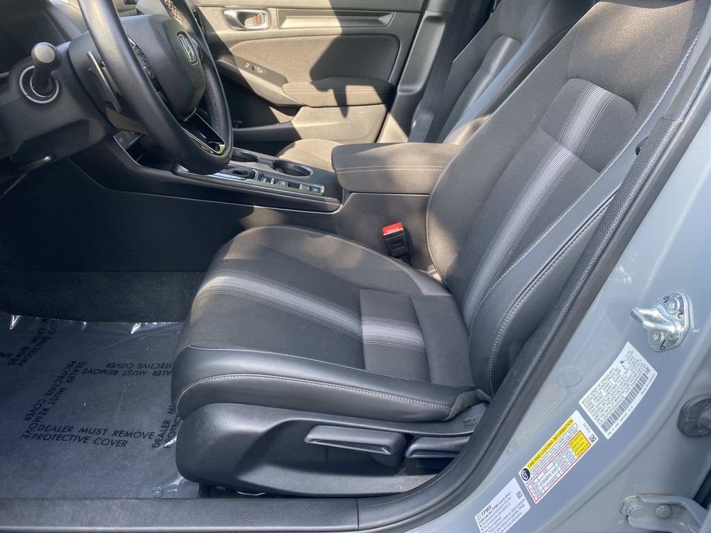 Used 2025 Honda Civic Sport image 18