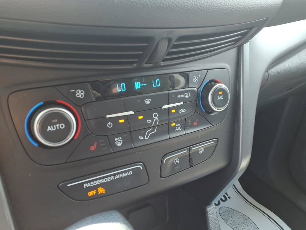 Certified 2019 Ford Escape SE AWD/4WD image 20