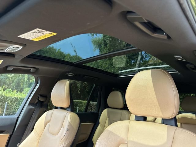 Used 2018 Volvo XC90 T6 Momentum w/ Convenience Package AWD/4WD image 6