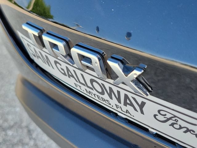 Used 2024 Chevrolet Trax LS FWD image 8