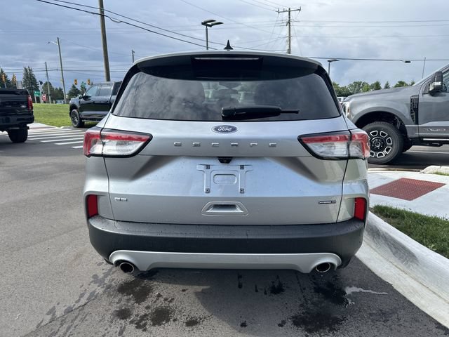 Certified 2022 Ford Escape SE AWD/4WD image 4