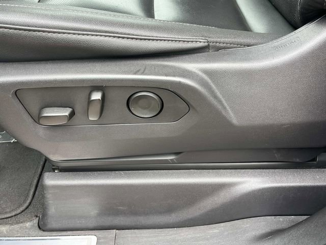 Used 2024 GMC Sierra 1500 SLT image 28