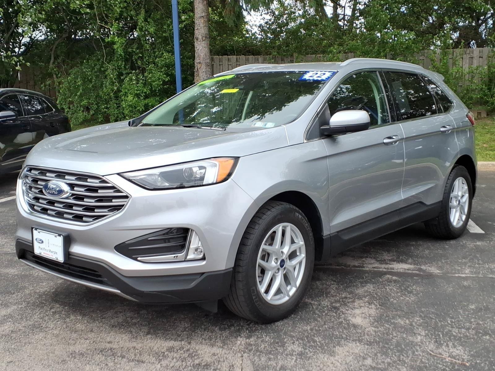 Certified 2022 Ford Edge SEL w/ Convenience Package AWD/4WD image 8
