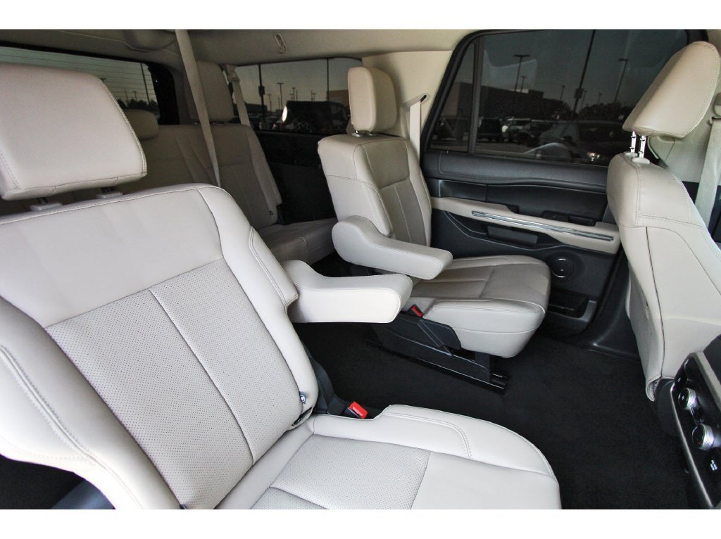 Certified 2024 Ford Expedition Max XLT RWD image 15