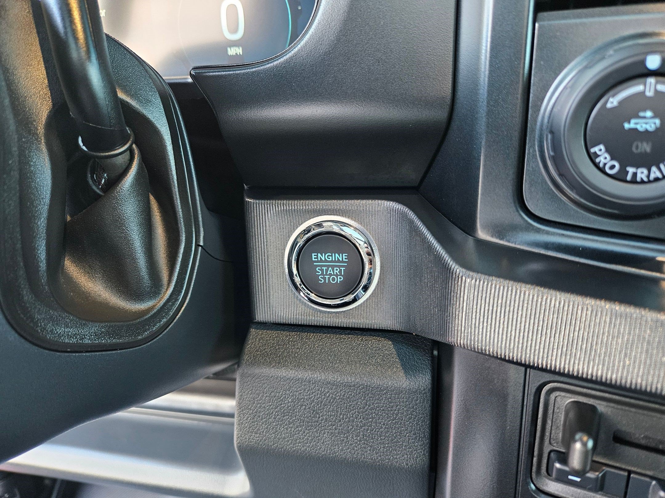 Certified 2025 Ford F250 Platinum AWD/4WD image 22