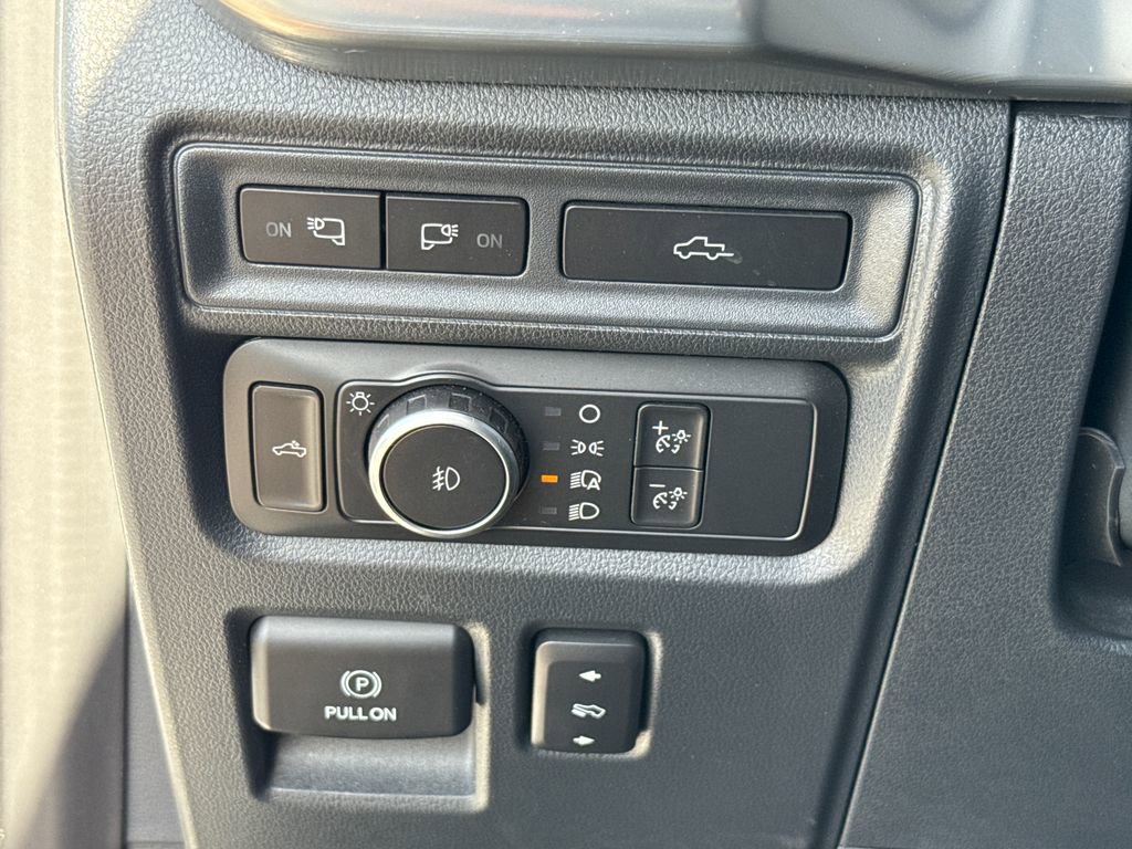 Certified 2021 Ford F150 Lariat w/ Equipment Group 502A High image 14