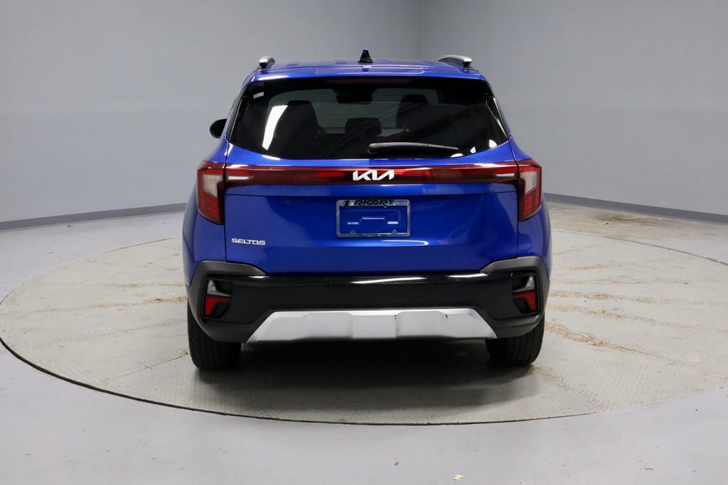 Used 2025 Kia Seltos S image 4