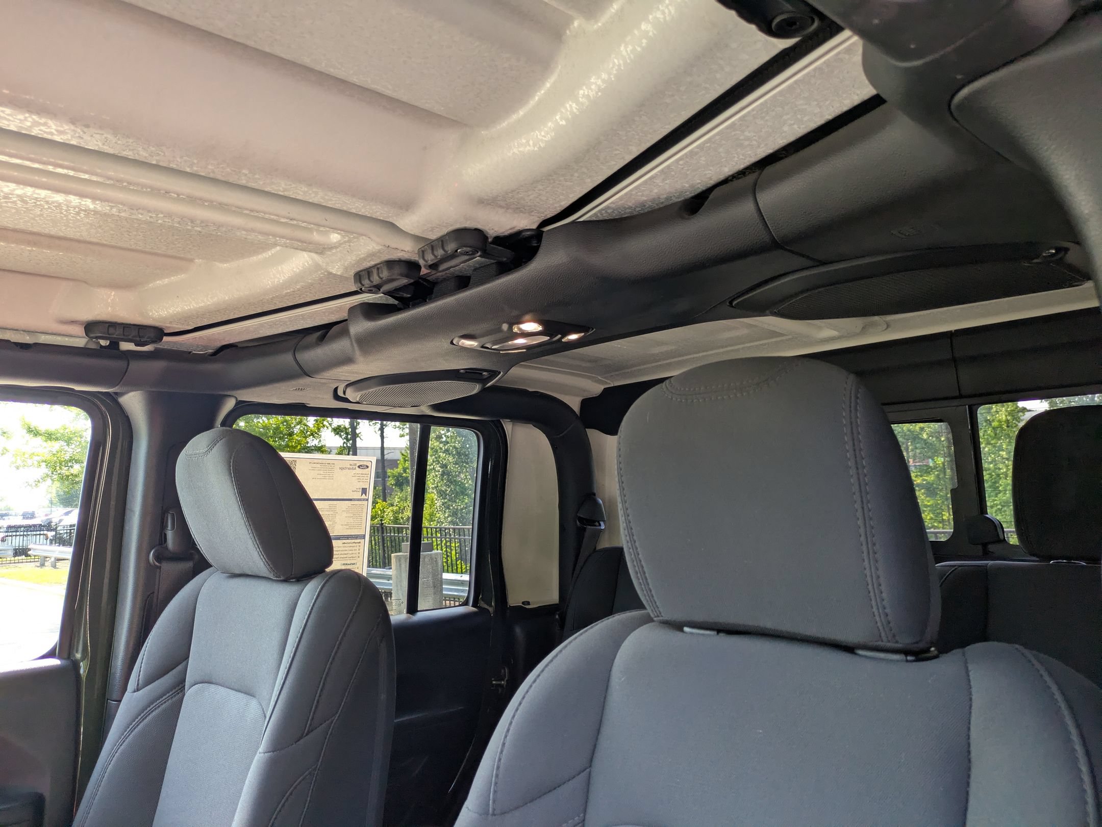 Used 2021 Jeep Gladiator Sport AWD/4WD image 28