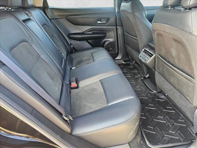 Used 2023 Nissan Ariya FWD image 20