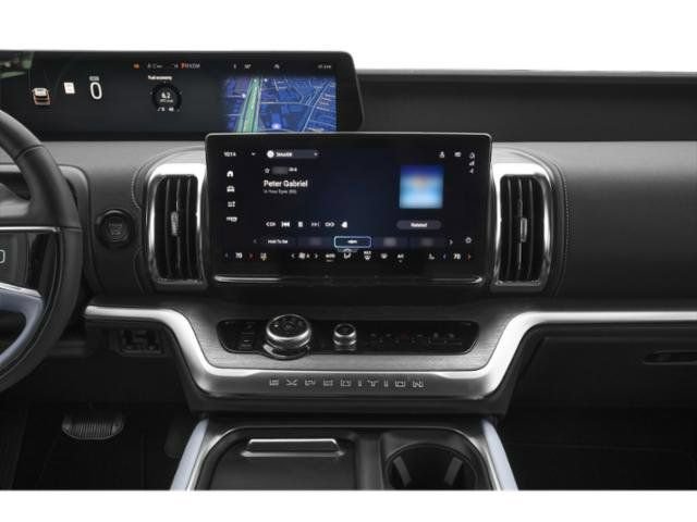 Certified 2025 Ford Expedition Platinum AWD/4WD image 9