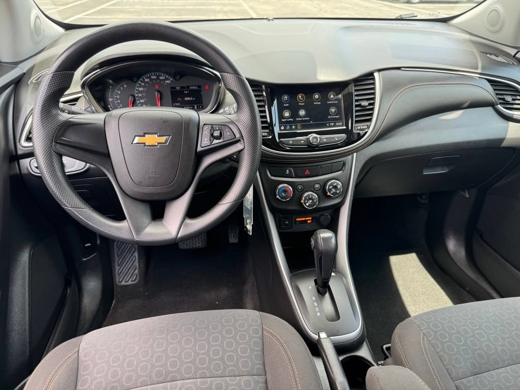 Used 2018 Chevrolet Trax LS AWD/4WD image 24